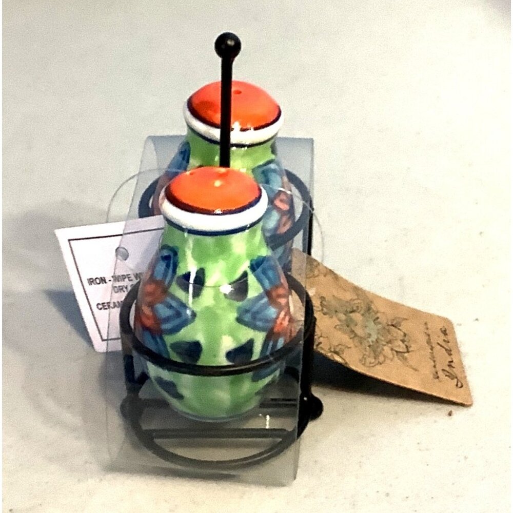 Salt and Pepper Shaker Hand Painted Iron Holder Handcrafted India Ceramic - Picture 4 of 7